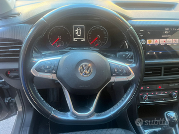 Volkswagen T Cross