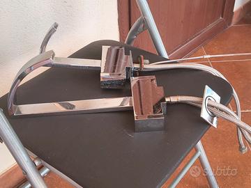 coppia rubinetti bagno
