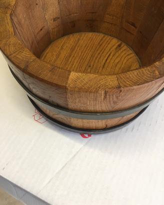 Vaso , sottovaso , botte in legno