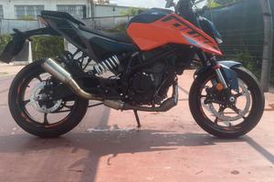 Ktm duke 125 del 2024