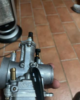 si vende carburatore 28 pwk