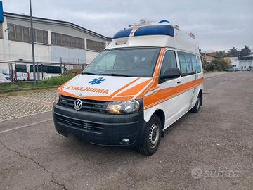 Ambulanza ARICAR VOLKSWAGEN 2015