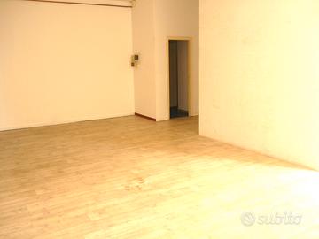 MODENA Zona Morane Locale commerciale uso diversi