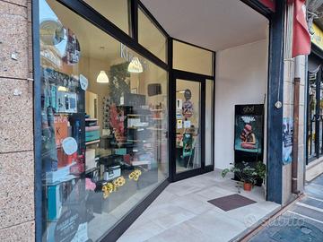 Spaziosa bottega via Matteotti