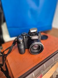 Fotocamera Bridge Fujifilm FinePix S2500HD