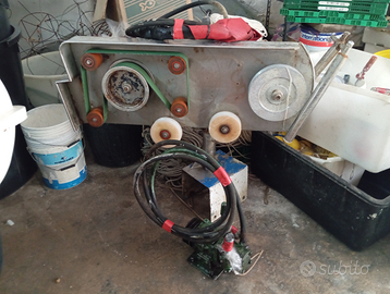 Verricello per palangaro con pompa e serbato