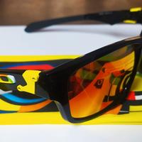 Occhiali da sole Oakley Jupiter Squared 9135-11 Po