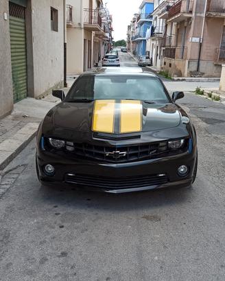 Chevrolet Camaro 3600 RS. V6. Performance 