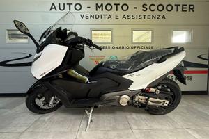 Kymco AK 575 Premium
