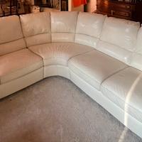 DIVANO IN PELLE BY NATUZZI