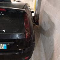 spoiler alettone Ford Fiesta 2005