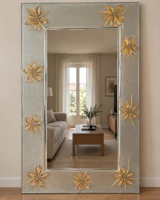 Specchio vintage con decorazioni in oro zecchino