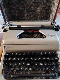 macchina da scrivere 