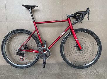 T RED ARACNIDE ACCIAIO valuto permuta