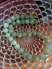 filo di pietre dure di giada verde 