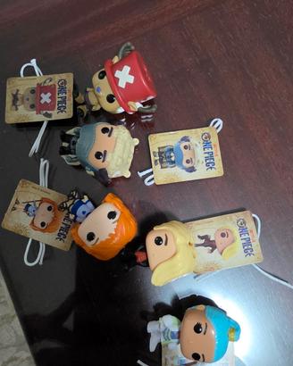 Nami e altro one piece kinder joy