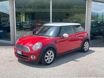 MINI COOPER D 1.6TD 110cv "CAMBIO AUTOMATICO" NE