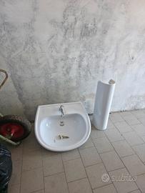 lavandino a colonna