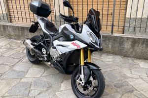 BMW S1000 XR molto bella ed accessoriata