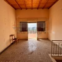 Casa Indipendente - Gaggi