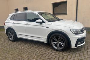 TIGUAN R LINE