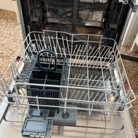 Lavastoviglie da incasso Hotpoint-Ariston LFT 116A