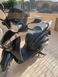 Sh 300i