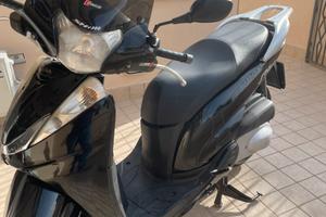 Sh 300i