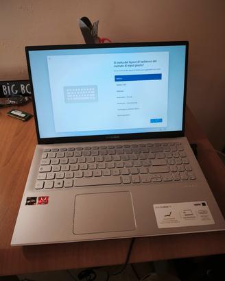 Asus vivobook 15