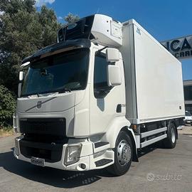 Volvo FL250 2016 Frigo e Sponda