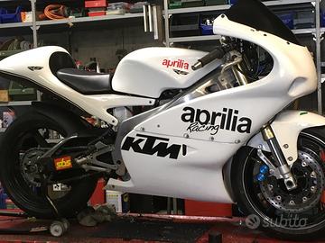 Supermono