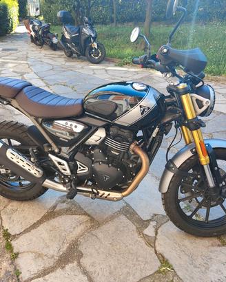 Triumph Scrambler 400 X