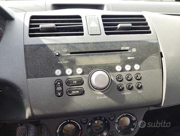 Autoradio SUZUKI SWIFT del 2009