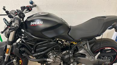 Ducati Monster 821 my18 COME NUOVA