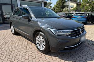 Volkswagen Tiguan 2.0 TDI SCR Life OK NEOPATENTATI