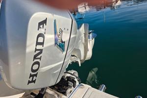 Motore fuoribordo honda bf 200