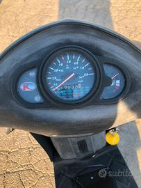 Kymco 50 del 2010 con 17.000 km