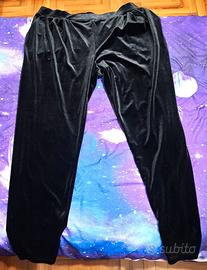 Pantalone OVS in simil velloto nero Mis. XXL Usato