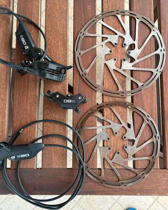SRAM DB8, impianto frenante 4 pistoni,  completo