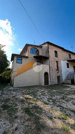 CASA SEMINDIPENDENTE A PALIANO