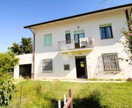 2 LOCALI A GAMBETTOLA