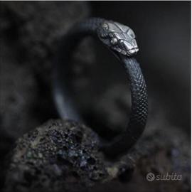 Anello Serpente Scuro in lega di zinco 