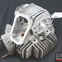 Testa testata motore orizzontale vuota Ducati Pant