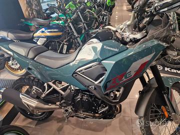 Kawasaki KLE 500 SE 2026 OMAGGI dal 15 Aprile