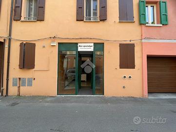 NEGOZIO A CORREGGIO