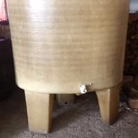 Tino in vetroresina con rubinetto 1000 lt