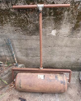 Rullo compattatore per prato giardino  zavorrabile