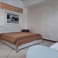 Stabile decoroso 10 APPARTAMENTI