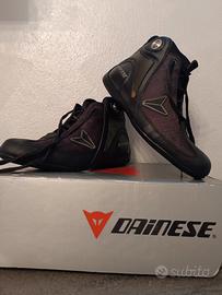 scarpe moto dainese