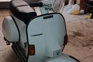 Vespa 125 PX Bianca del 1980